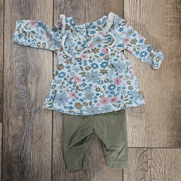 Carter's Just One You - Blue Floral Baby Outfit - Picture 3 of 4